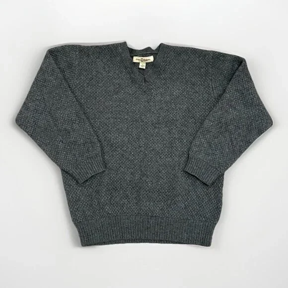 Tommy Bahama Long Sleeve V Neck Cashmere Sweater Men's Size Large Grey Knit - Picture 5 of 9